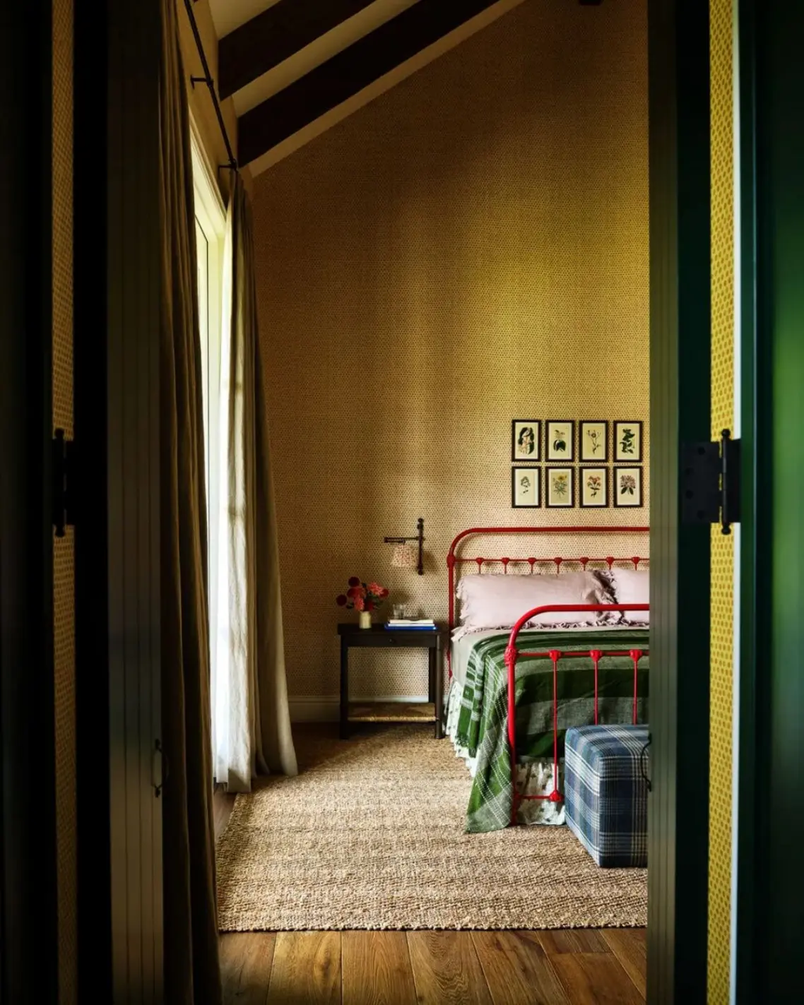 Kendall Jenner3 personal shopper