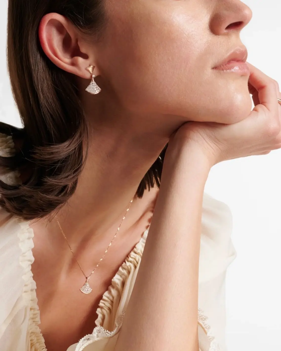 Best Luxury Earring Brands: Bulgari 1