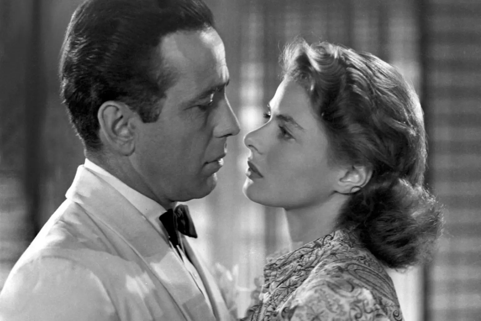 Date Night at the Music Hall Casablanca (1942) 2