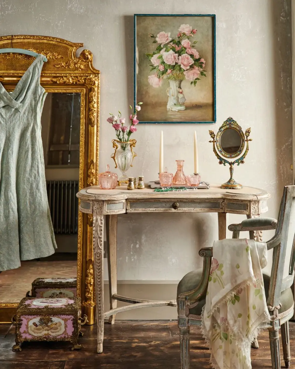 Vintage furnitures2 Interior design in 2026