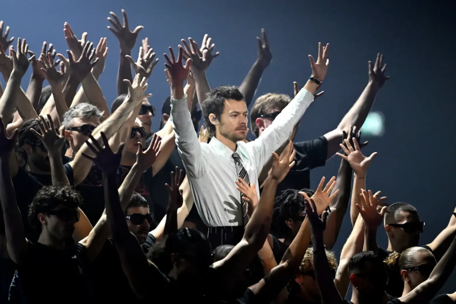 Harry Styles' return with "Aperture" from his fourth album, Kiss All the Time. Disco, Occasionally BRIT Awards