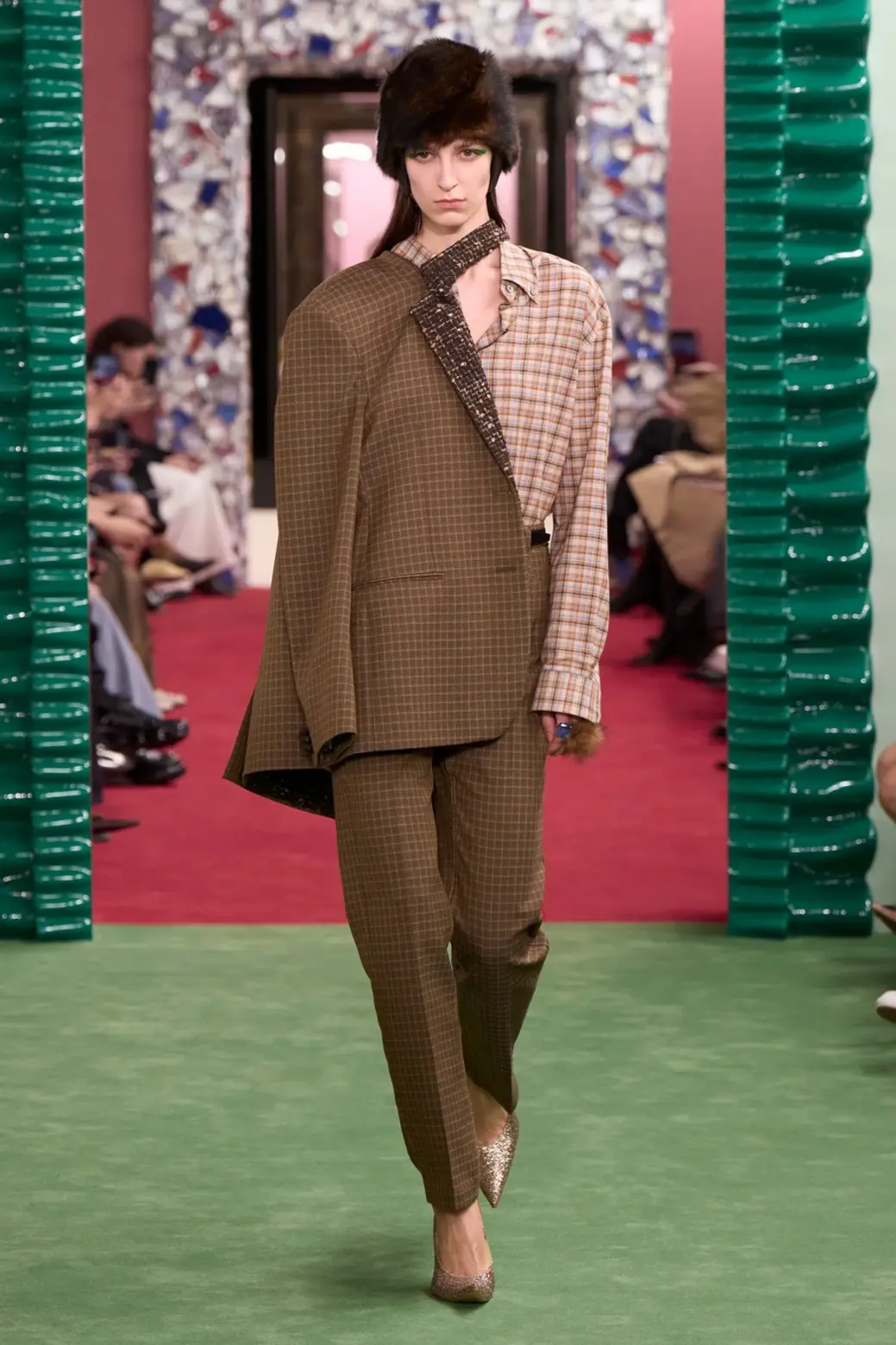 Acne Studios Fall 2026 Ready-to-Wear Collection Look 13