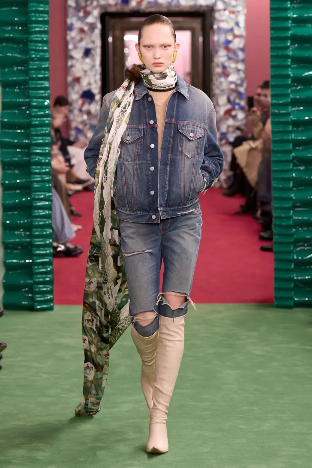 Acne Studios Fall 2026 Ready-to-Wear Collection Look 15