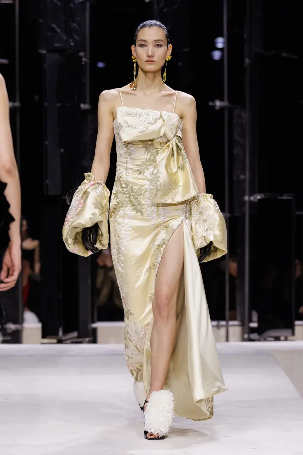 Givenchy Fall 2026 by Sarah Burton 3