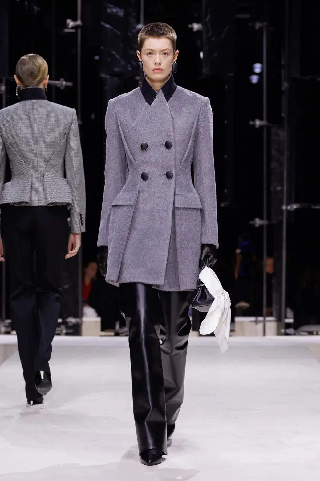 Givenchy Fall 2026 by Sarah Burton 7