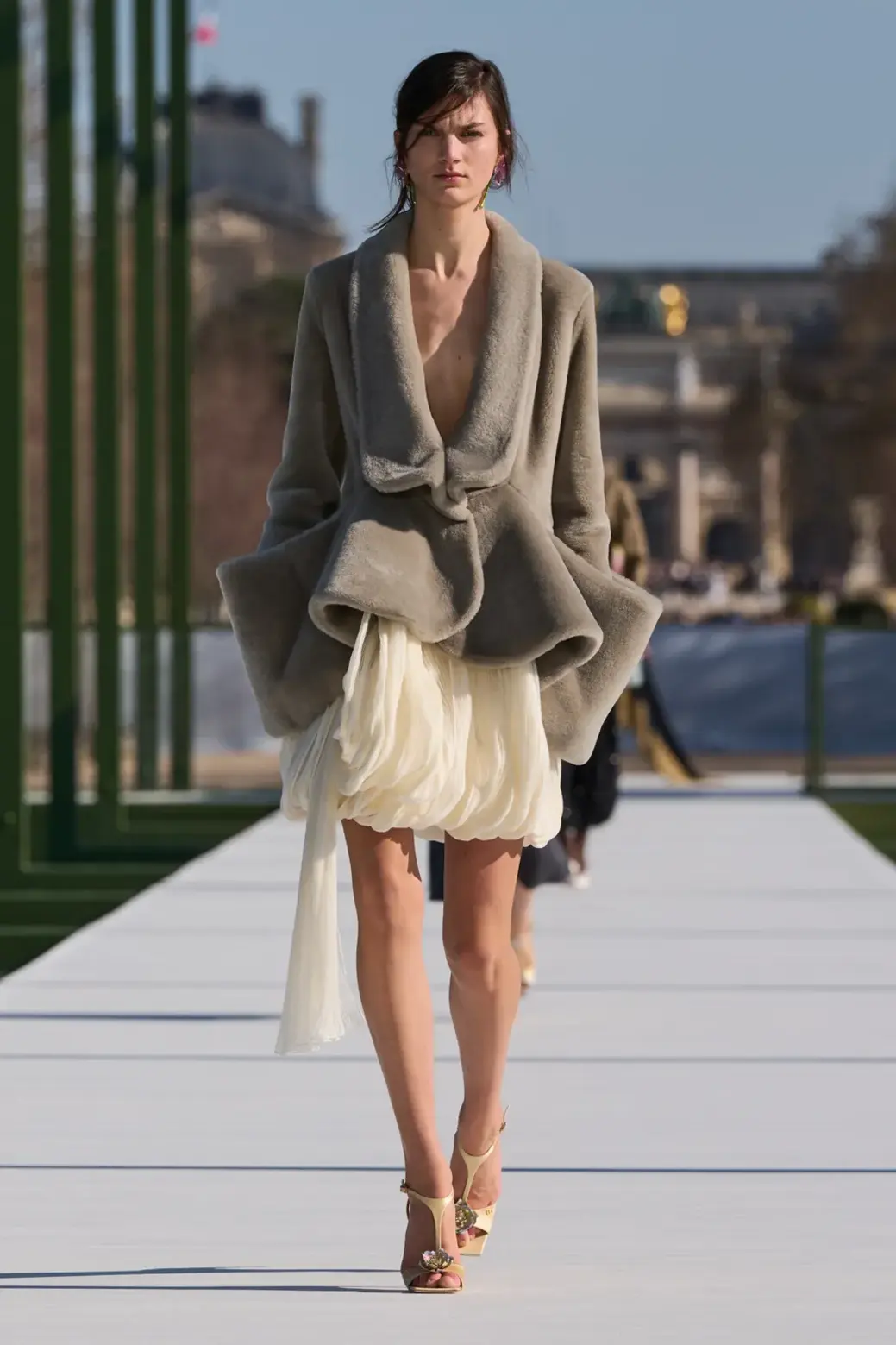 Dior Fall 2026 by Jonathan Anderson h