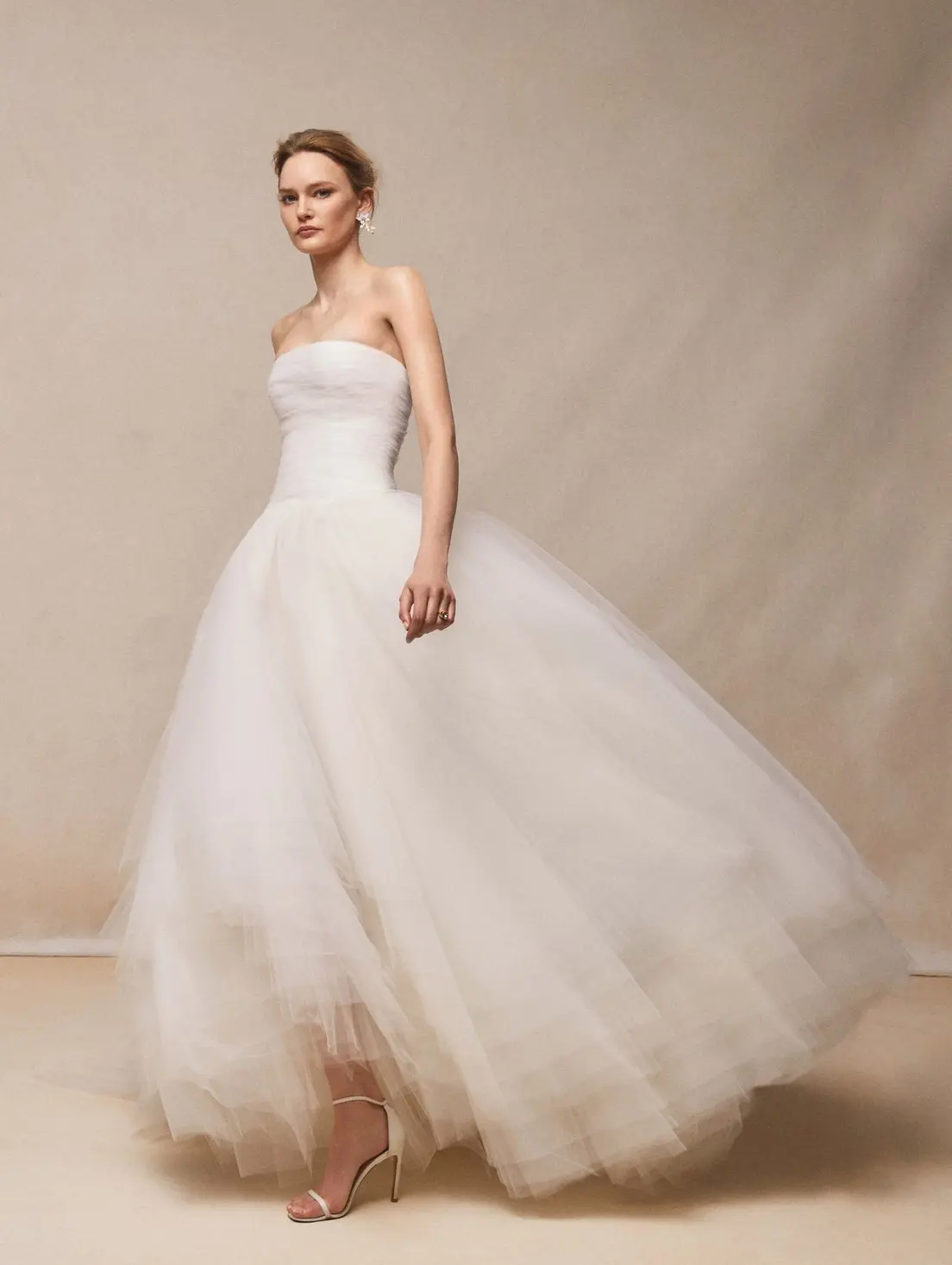 Bridal Style: The Gown That Holds a Holy Lifetime Promise 7