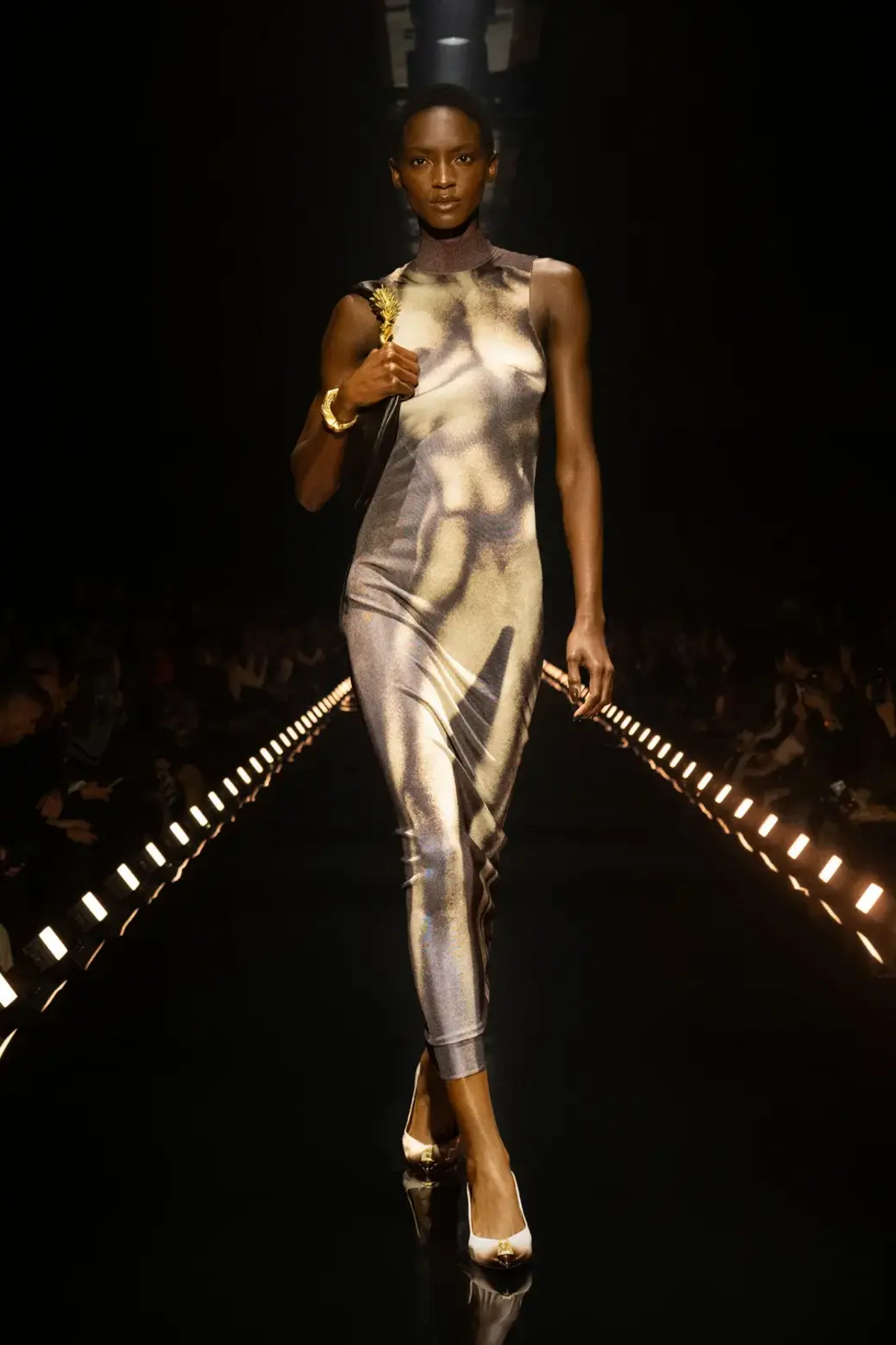 Schiaparelli Fall 2026 by Daniel Roseberry: Sphynx Awaken 1