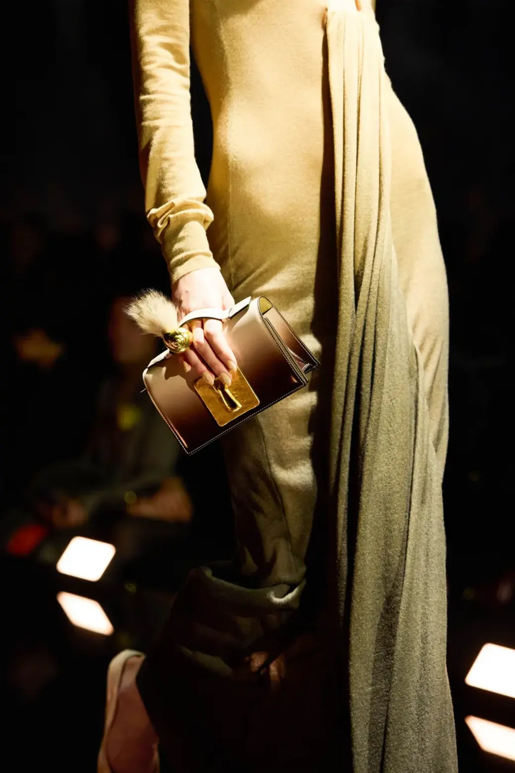 Schiaparelli Fall 2026 by Daniel Roseberry: Sphynx Awaken 18