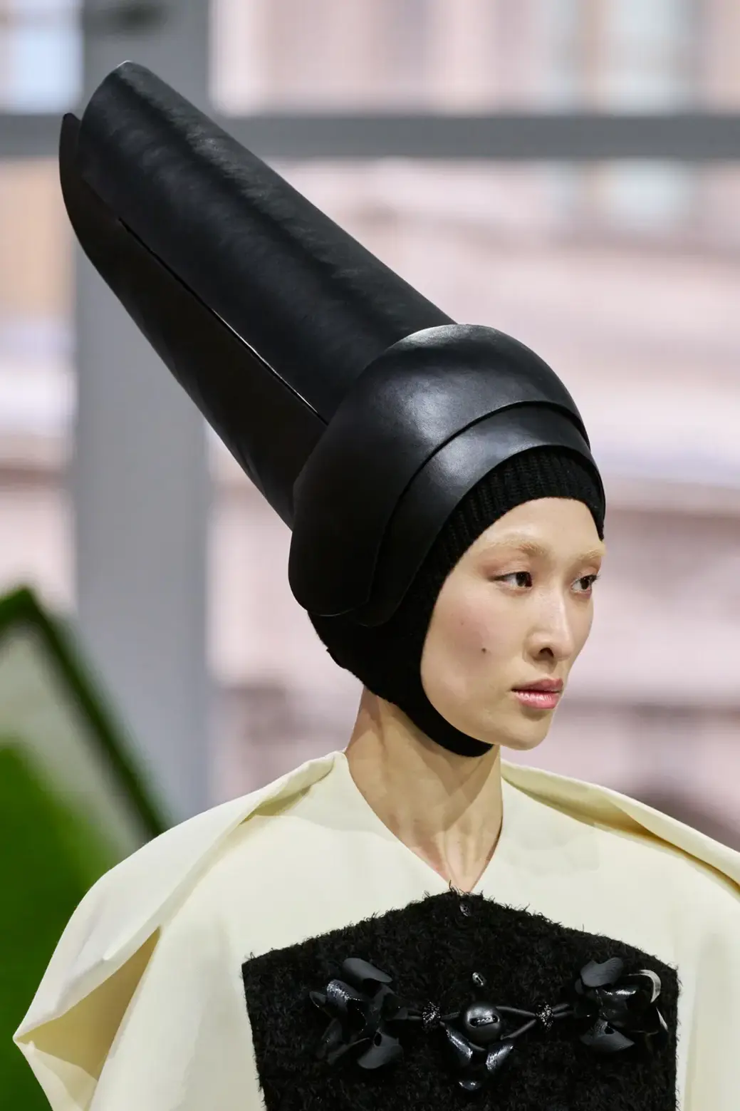 How Nicolas Ghesquière Built the Mountain in Louis Vuitton Fall 2026 k