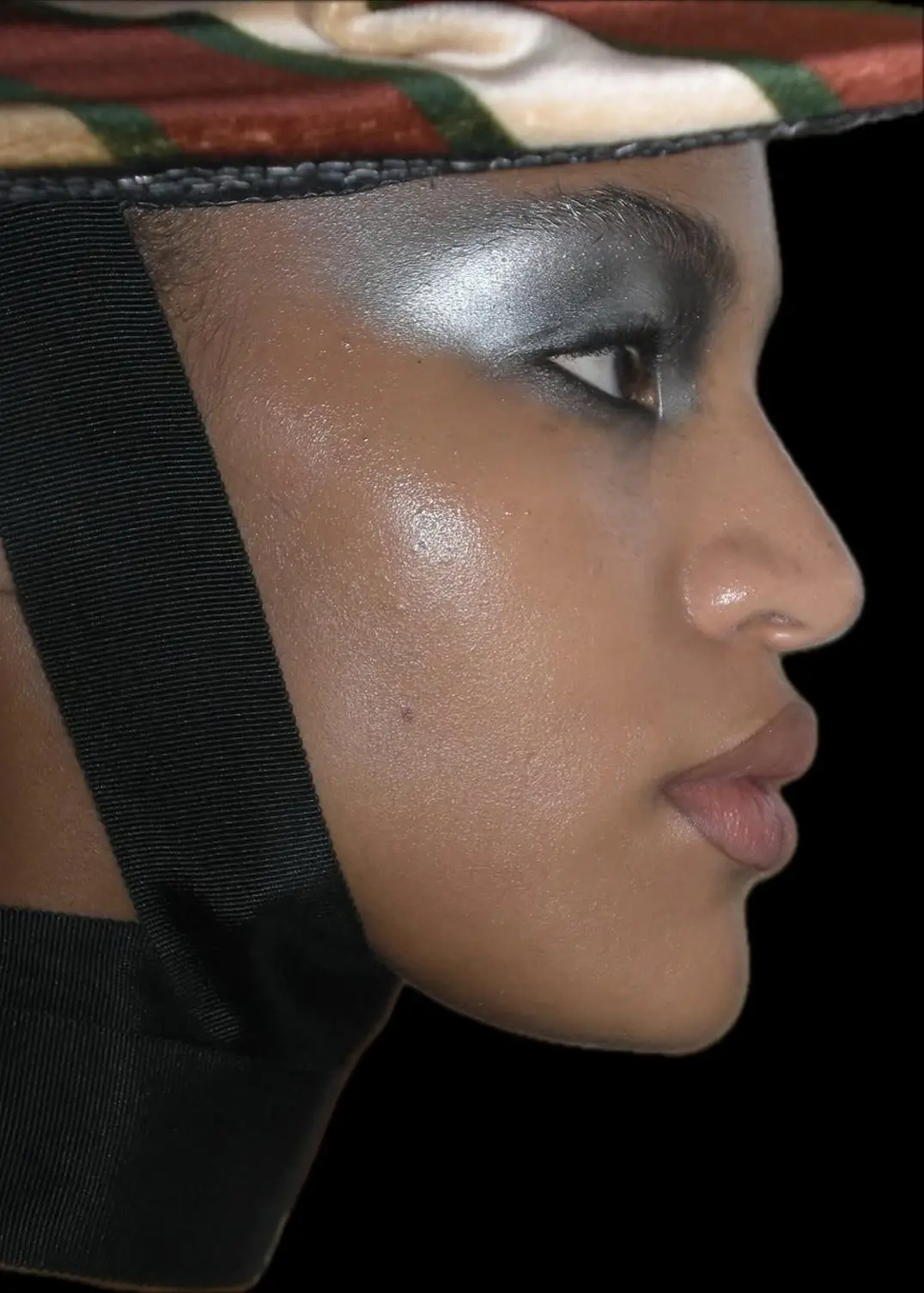 Smoky Bronzed by Daniel Sällström Smoky Eye Look