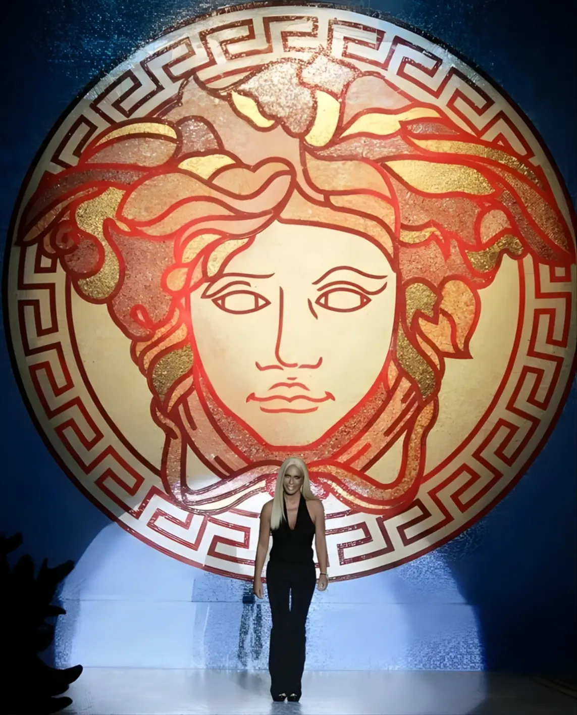 Donatella Versace, Forever Blond, Forever Legendary 2