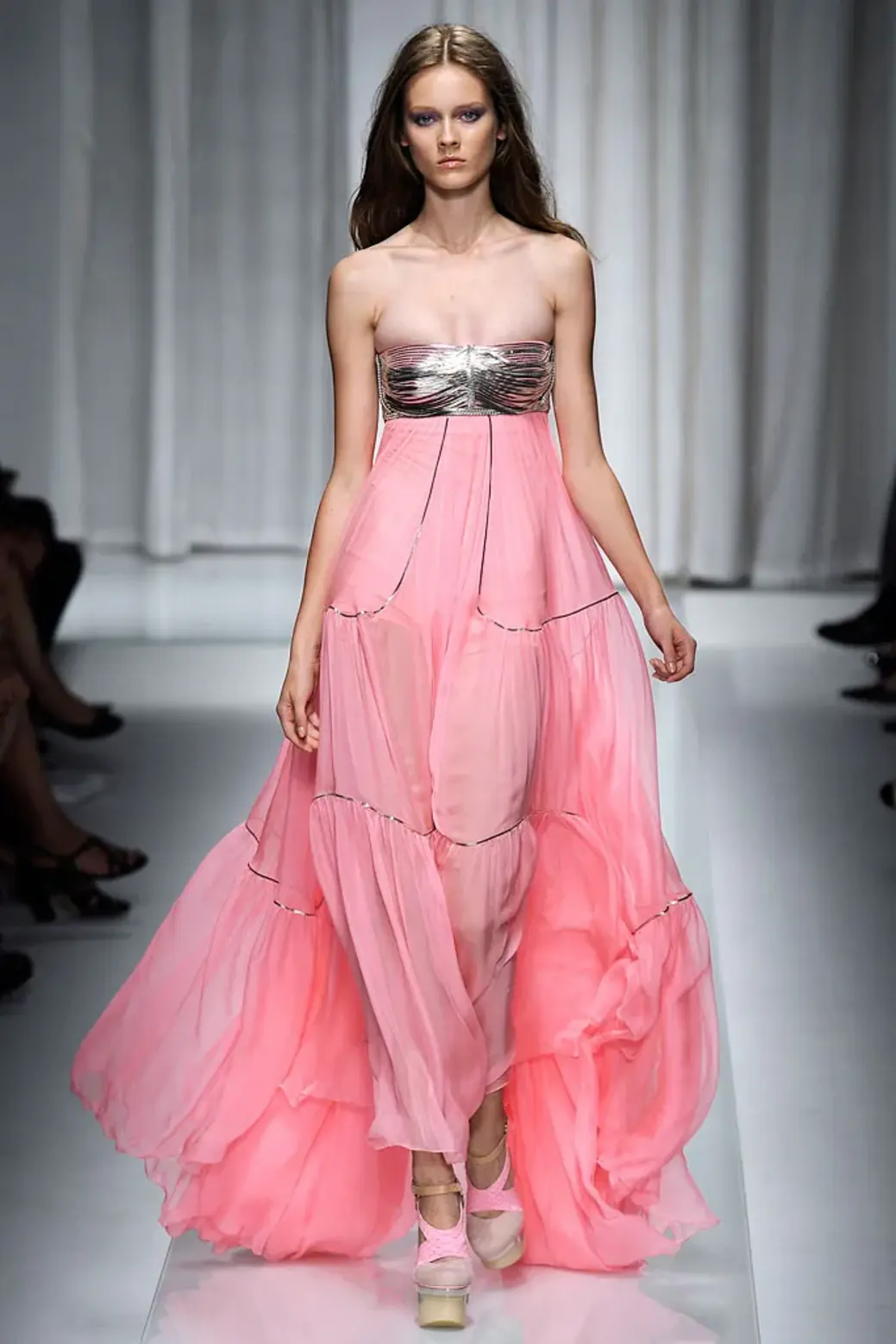 Donatella Versace, Forever Blond, Forever Legendary 7