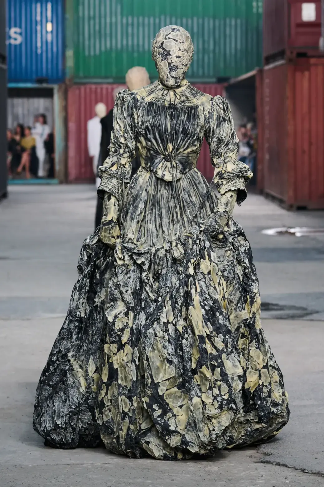 Maison Margiela Fall 2026 by Glenn Martens 4