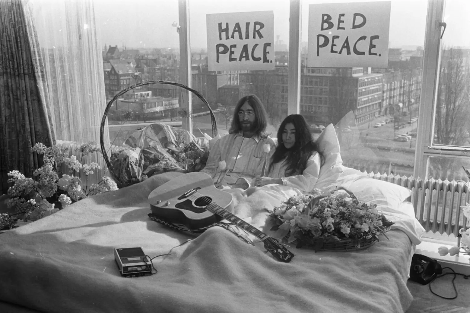 luxury beddings brands luxury lifestyle John Lennon and Yoko Ono's Bed-In for Peace (1996)
