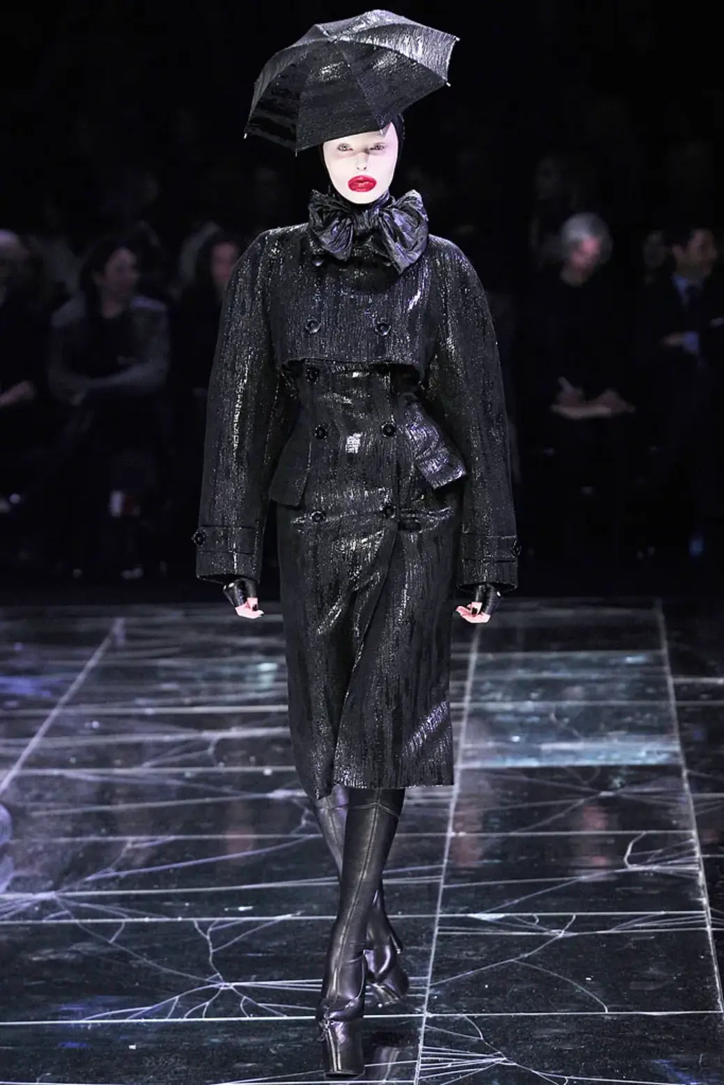 Alexander Mcqueen Fall 2009 b Fetish Style