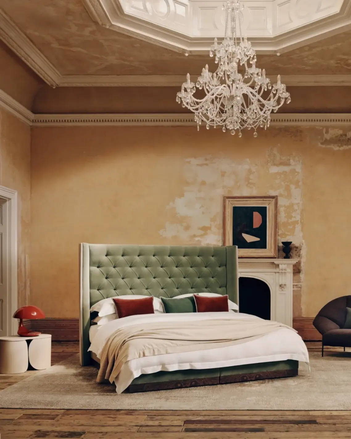 The Savoir Headboards Hugo - British stately motifs
