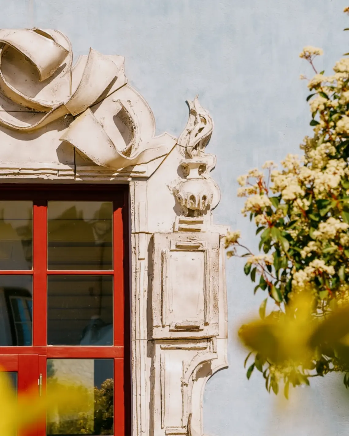 Hotel Vermelho boutique hotels Europe Ceramic window surrounds by Giuseppe Ducrot