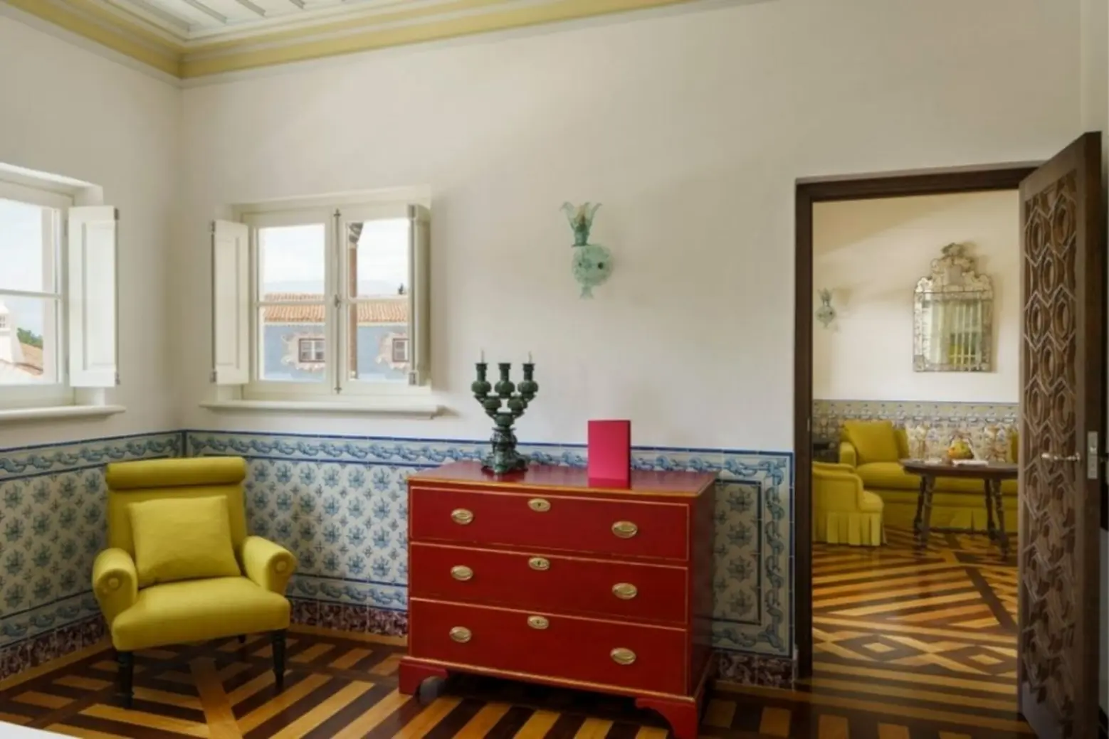 Hotel Vermelho boutique hotels Europe Jardim Português Junior Suite