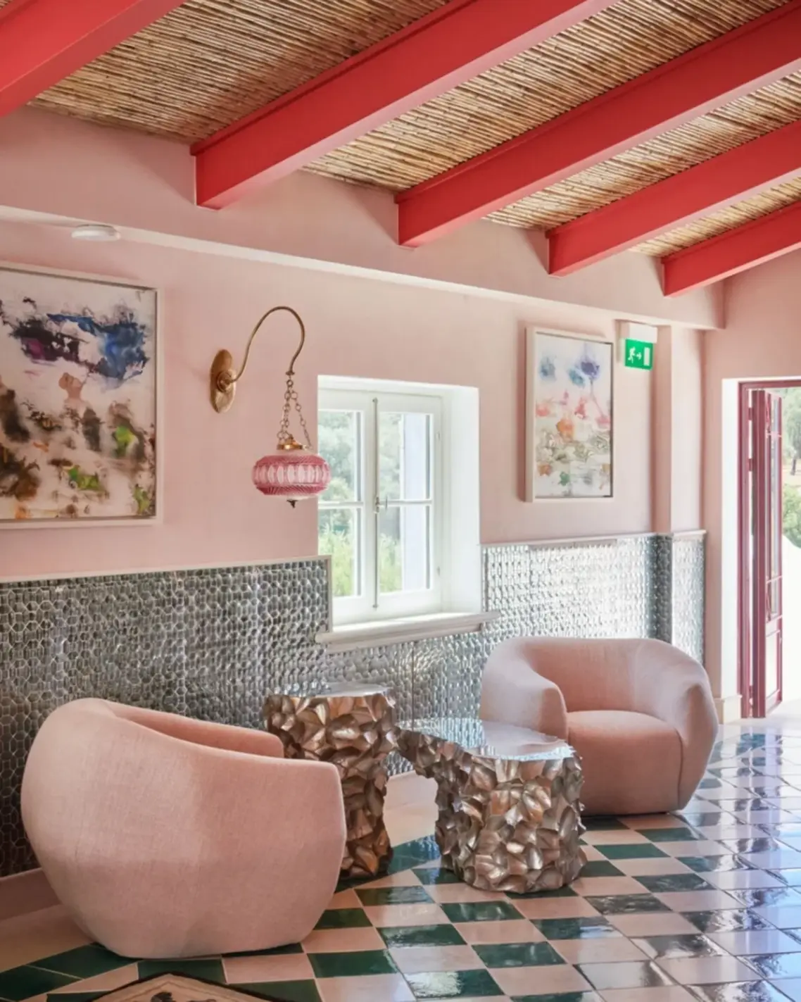 Hotel Vermelho Thirteen Worlds