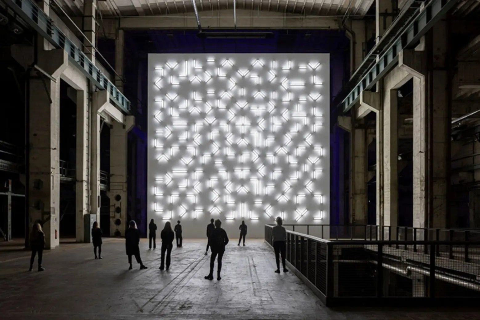 art galleries to see in New York2 Robert Irwin's "Light and Space" (Kraftwerk Berlin)