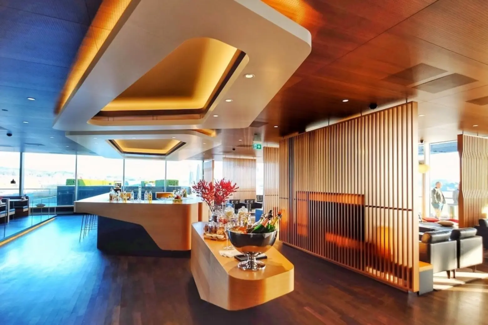 Best Luxury Airport Lounges Europe's Ritual and Daining 3