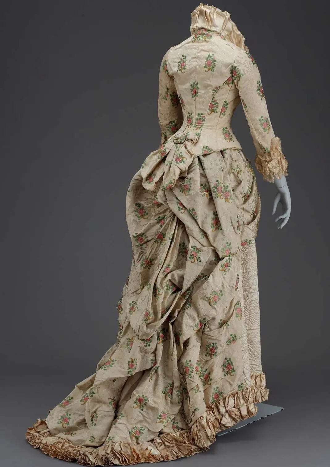 How The Bustle Silhouette Evolved Through The Century 2