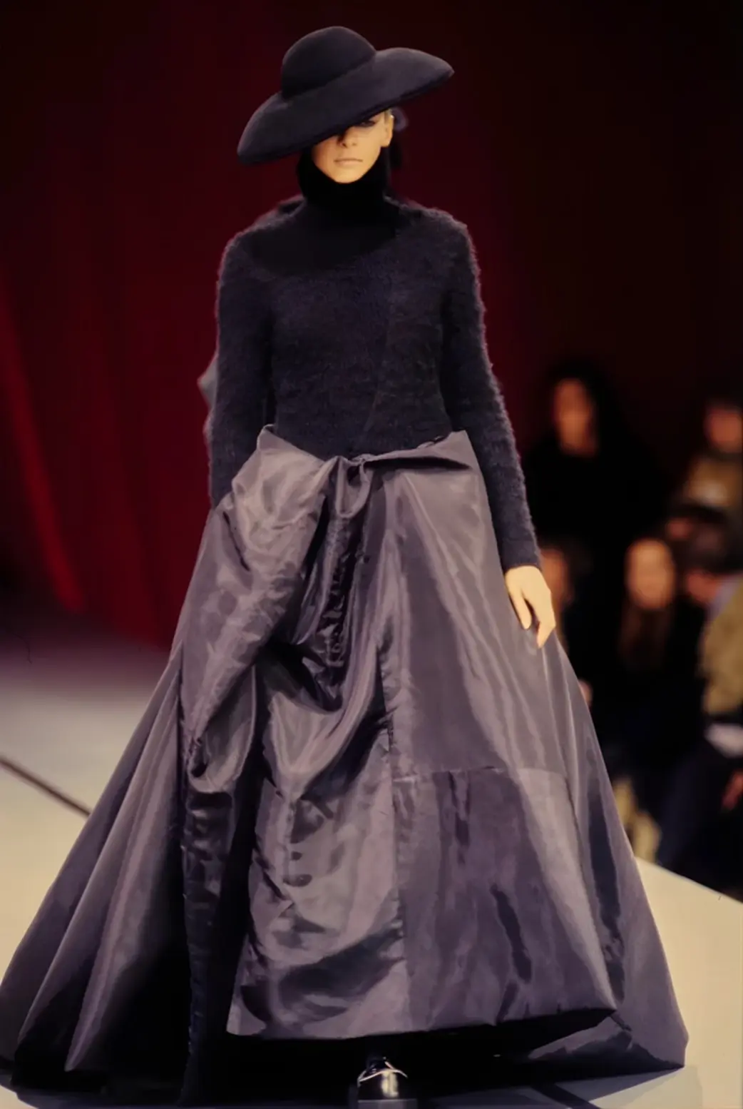 The Bustle Silhouette And The Majesty Of Retreat 1