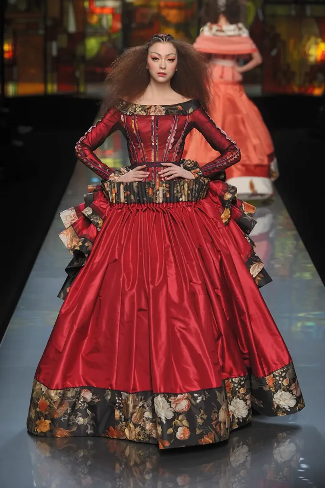 The Bustle Silhouette And The Majesty Of Retreat 8