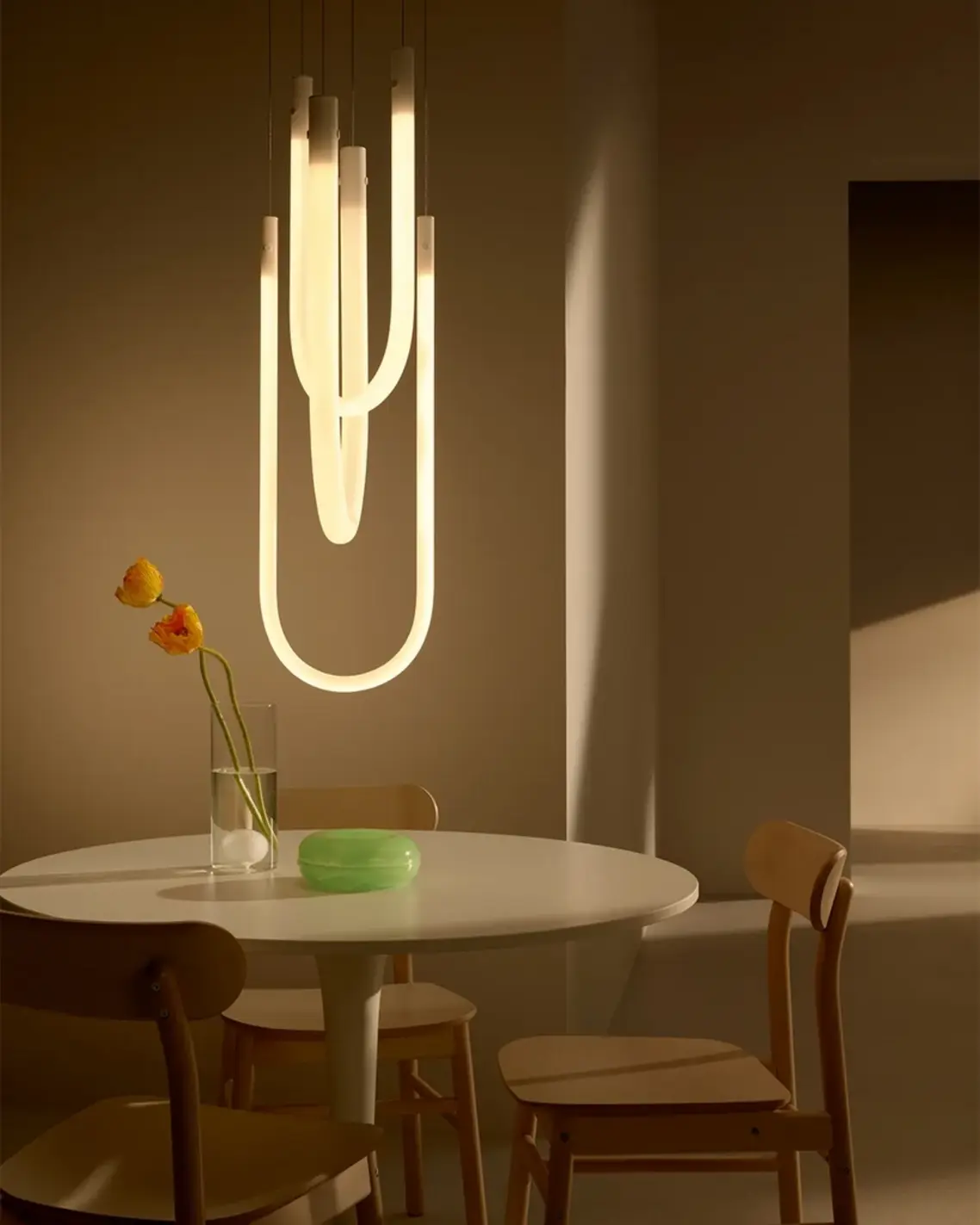 Contemporary glass design luxury home decor