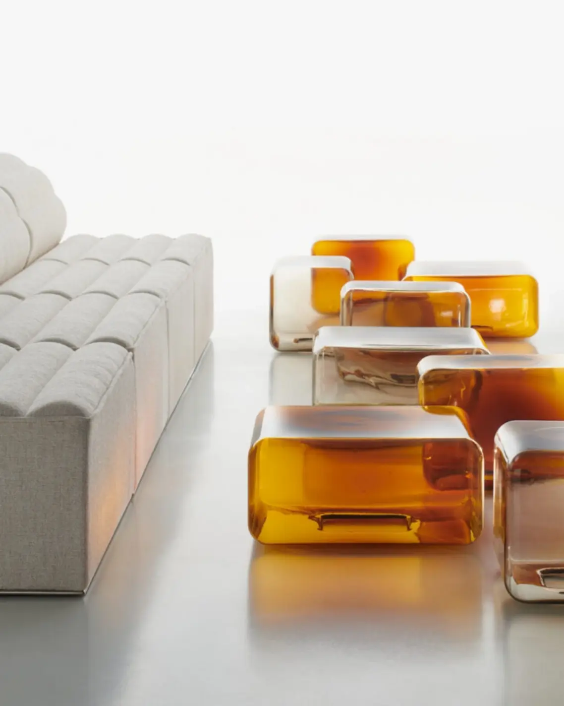 Contemporary glass design luxury home decor2