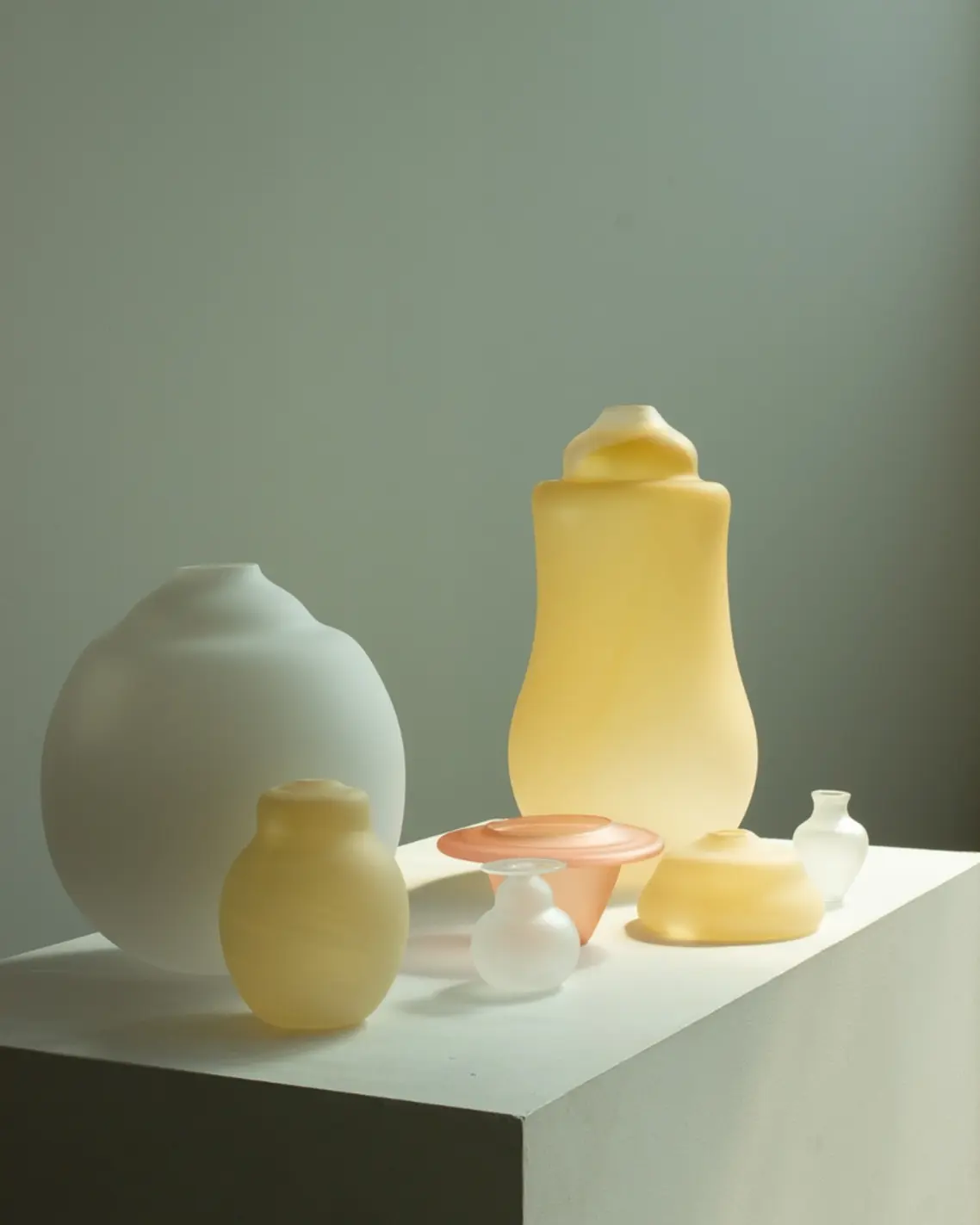 Contemporary glass design luxury home decor3