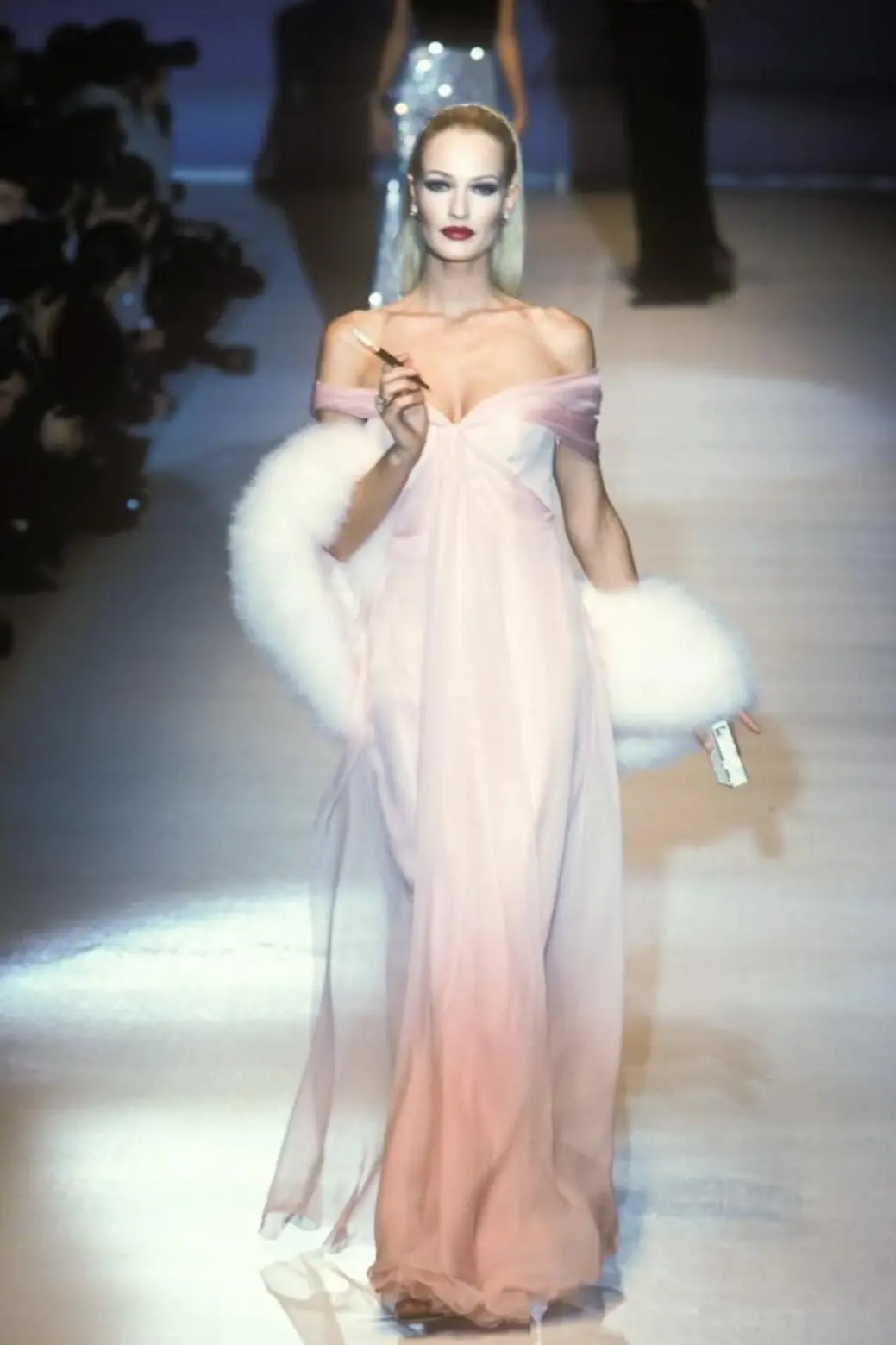 Hollywood starlet style 11