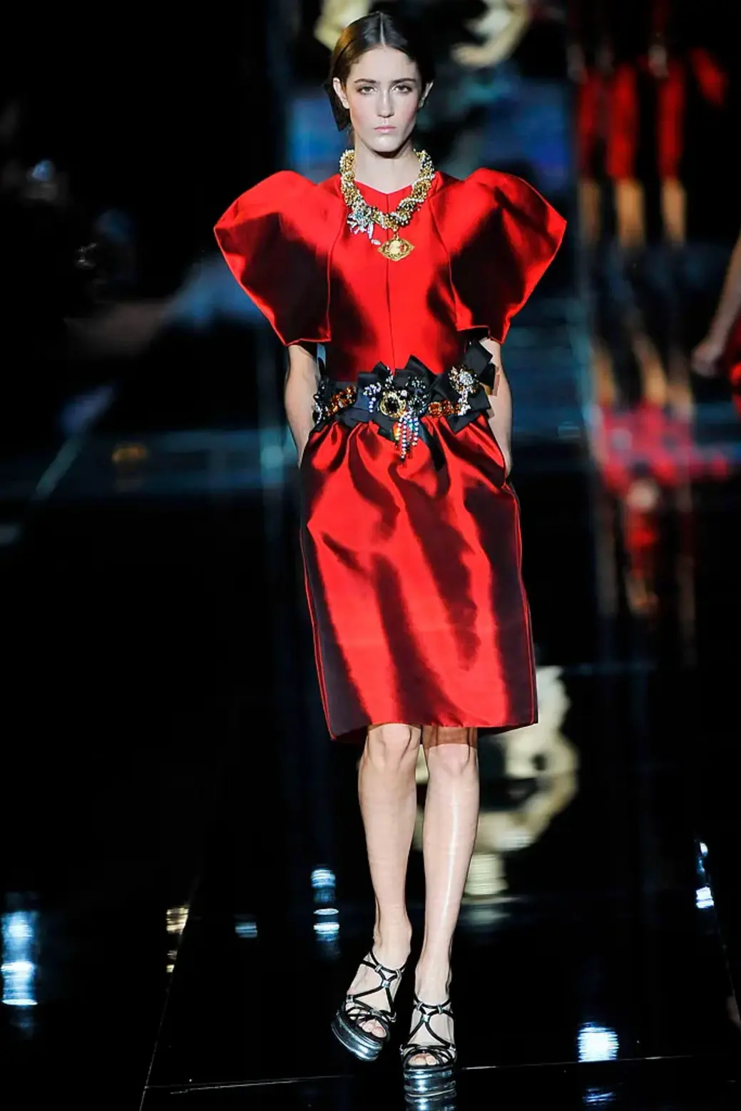 Y-Line On The Runway 7