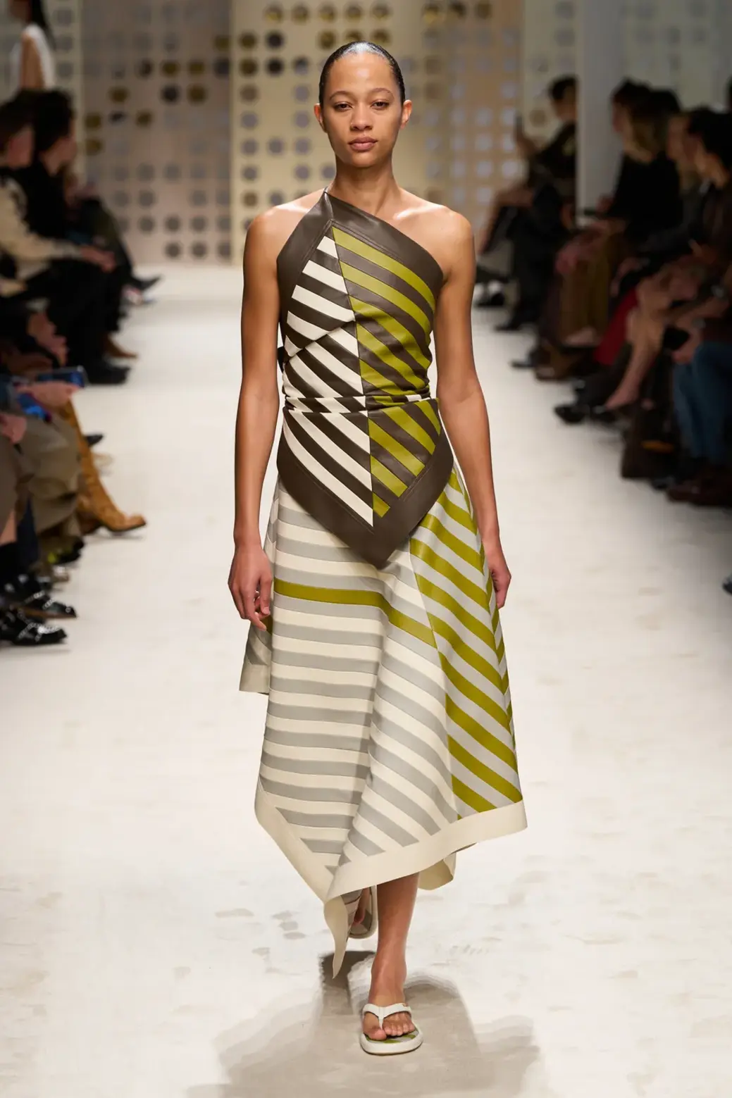 Spring 2026 print trends 33