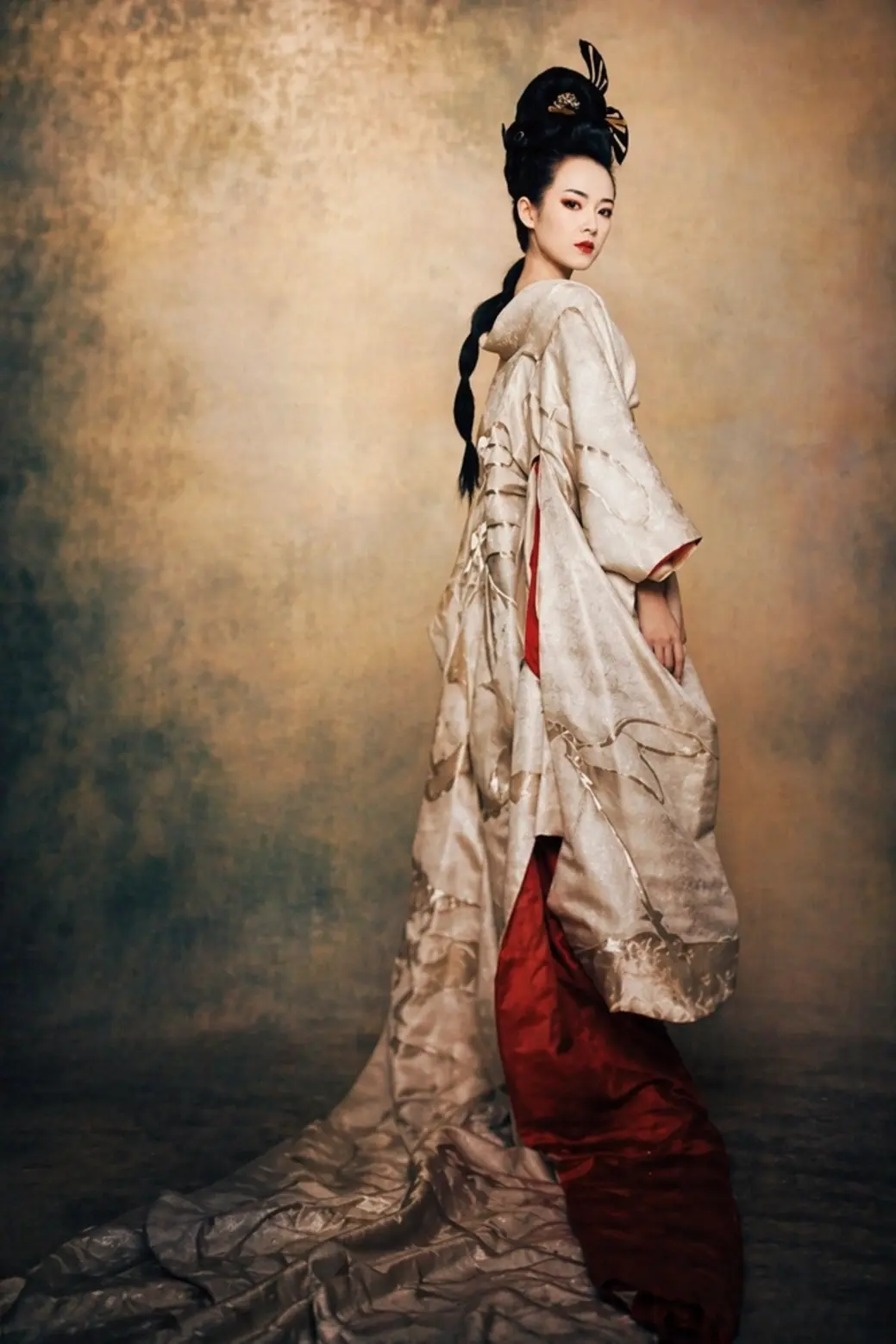 Kimono and the Beauty That Refuses to Fade 1