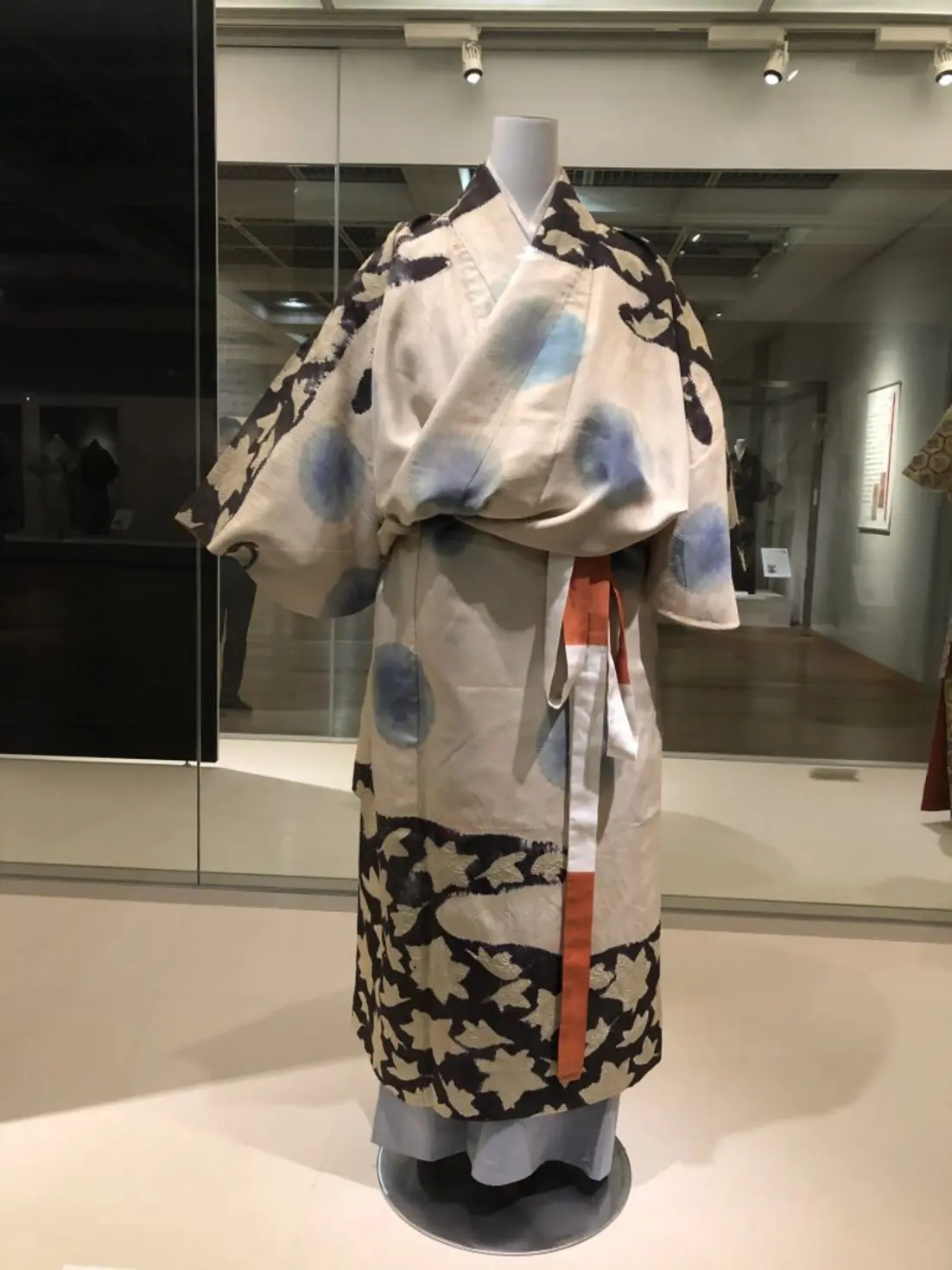 The Kimono’s Hypnotic History