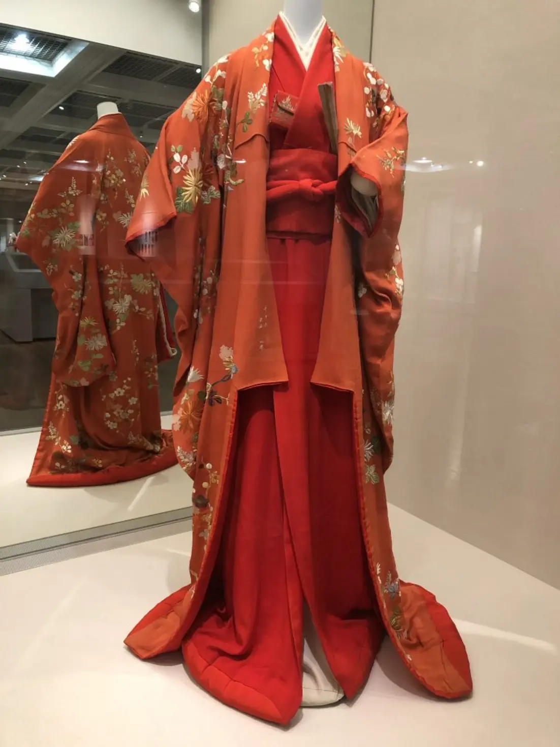 The Kimono’s Hypnotic History 9