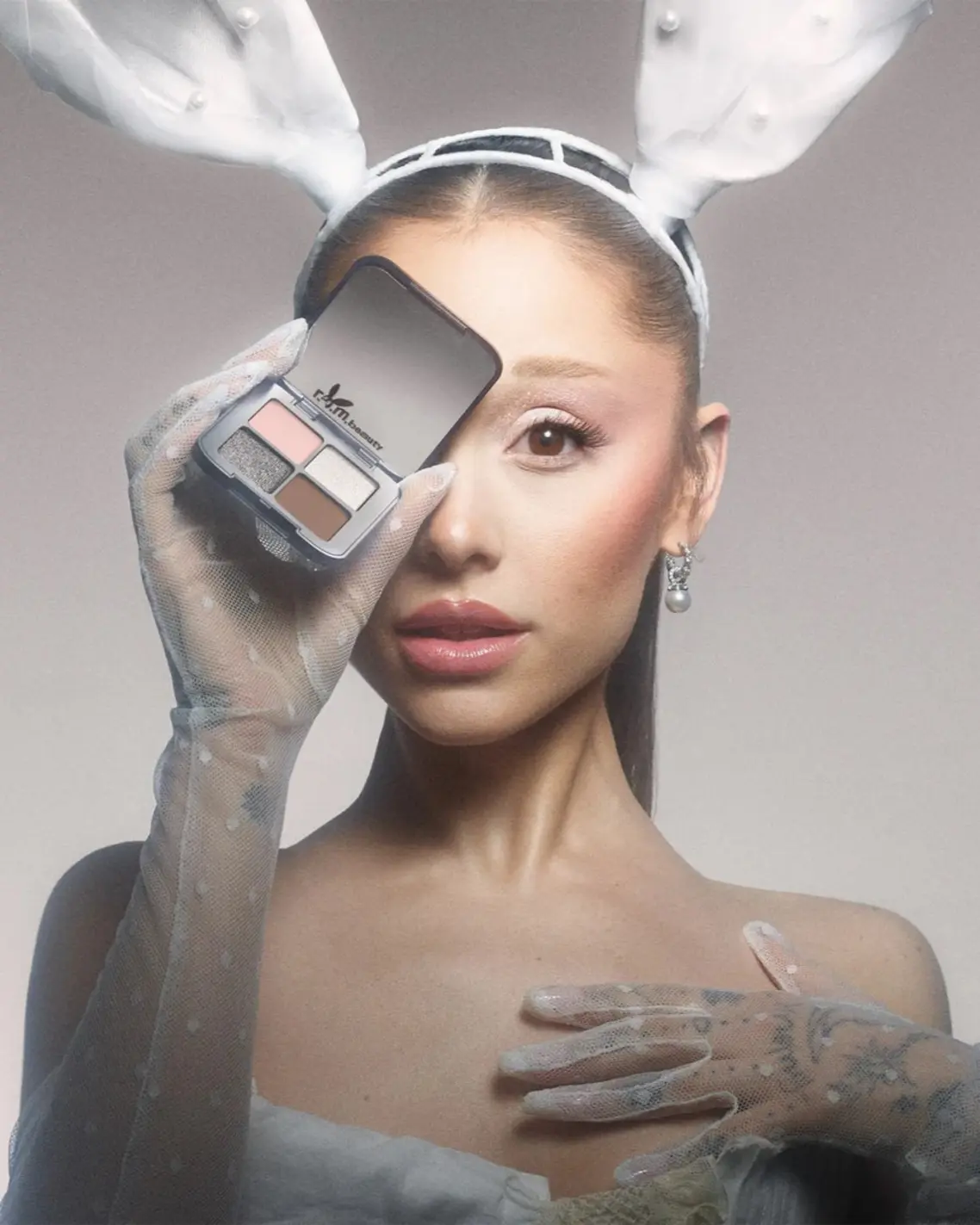 Ari for Dangerous Woman Collection