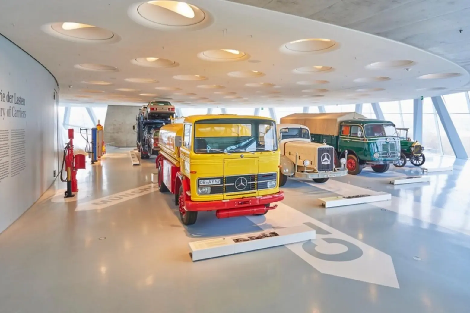 Mercedes-Benz Museum 4