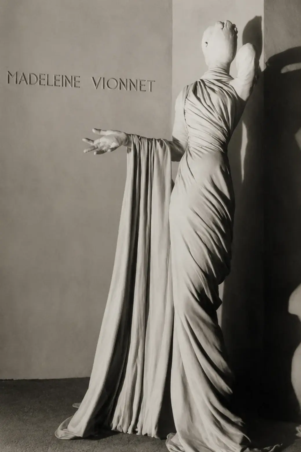 Asymmetric Silhouette 4