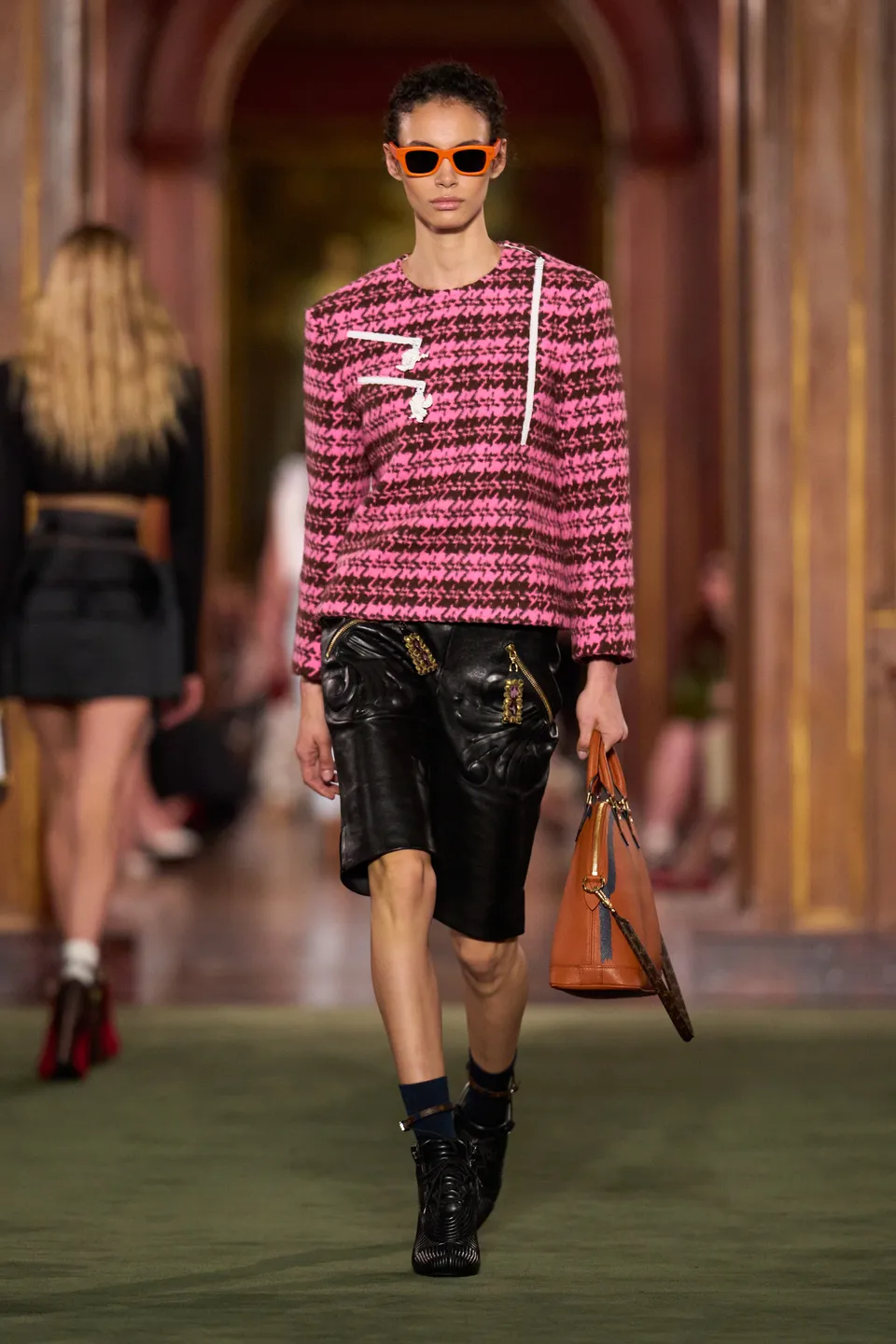 Louis Vuitton Cruise 2027 11
