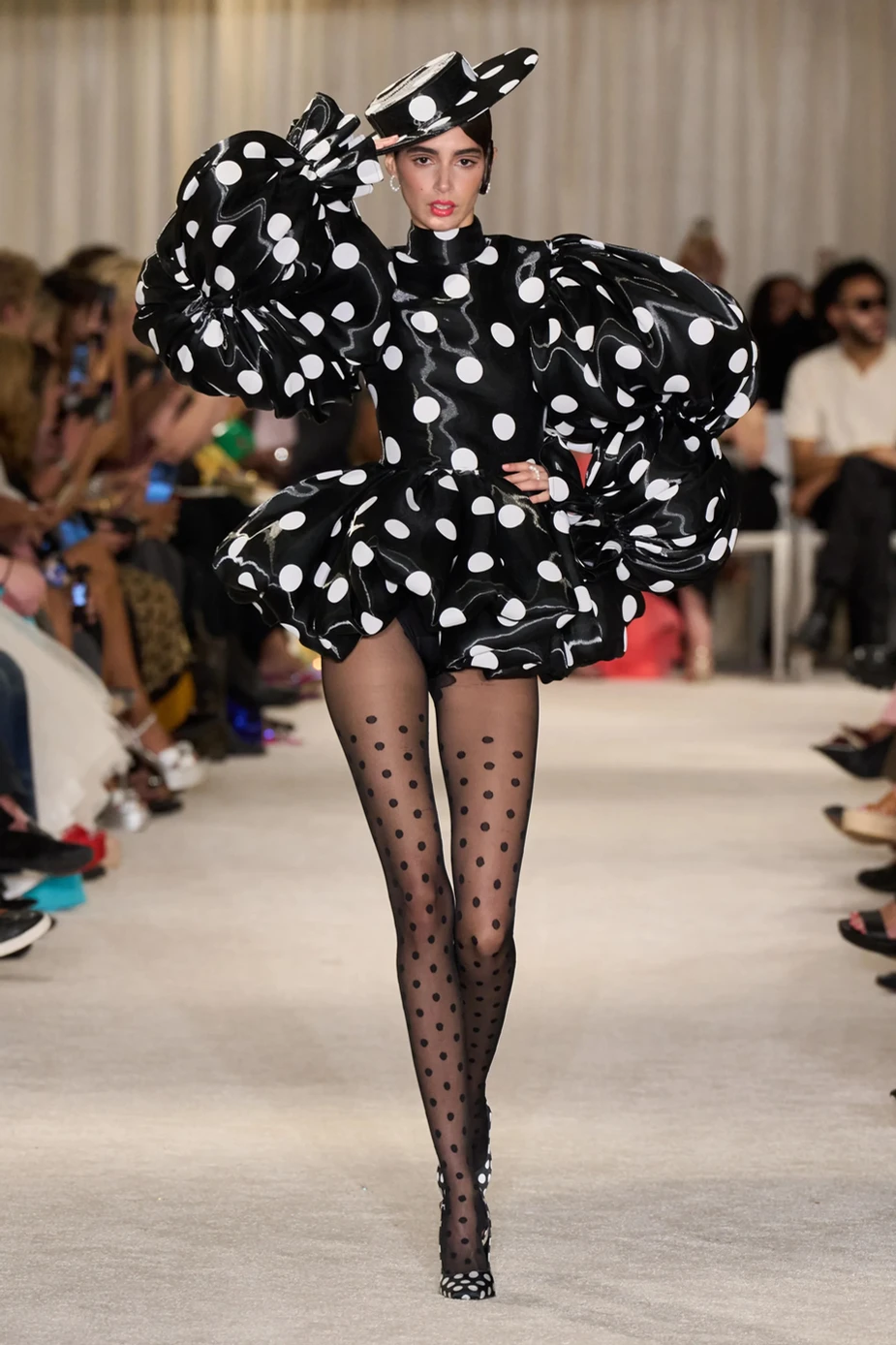 50s style runway 123
