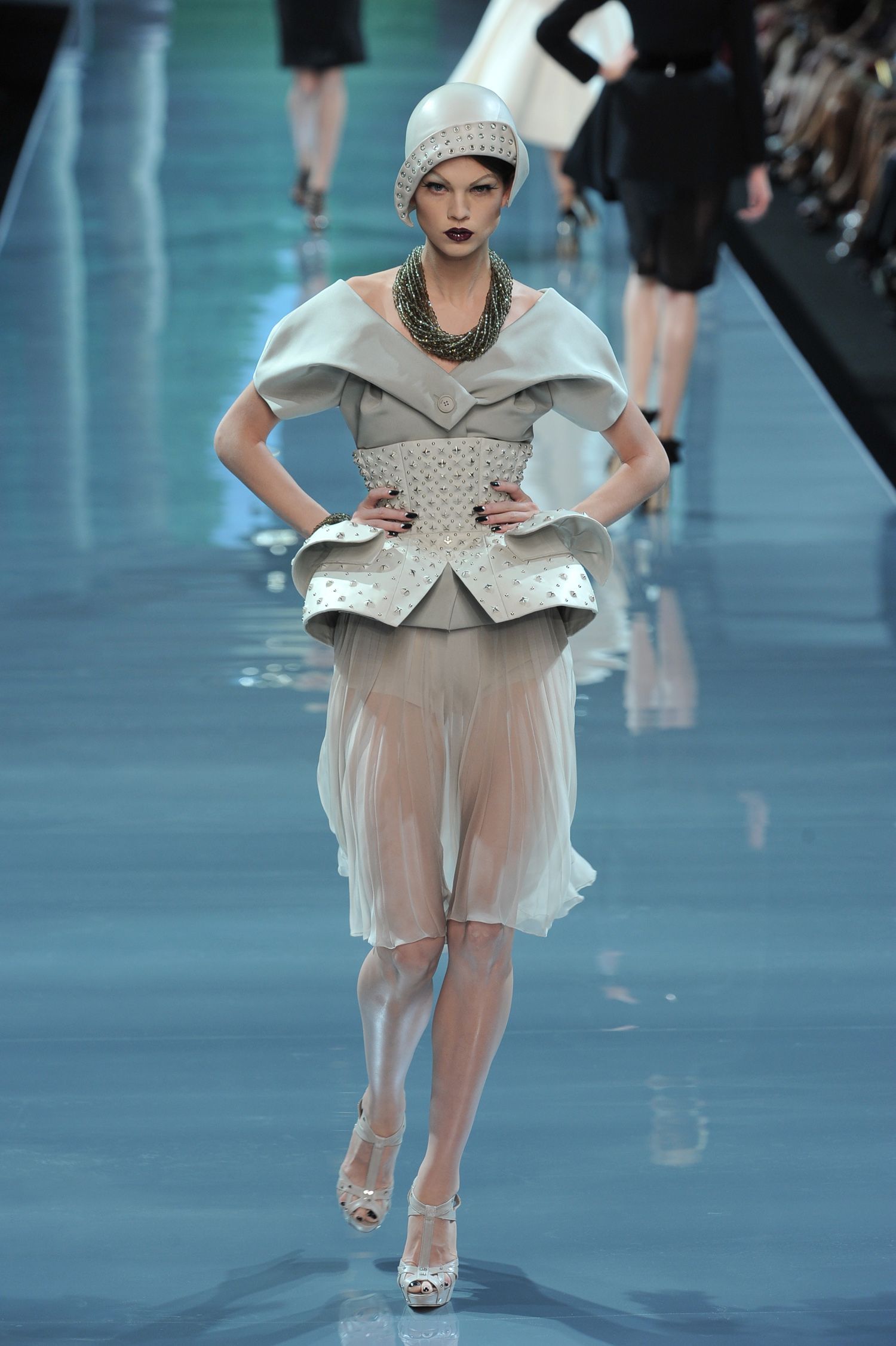 50s style runway 1