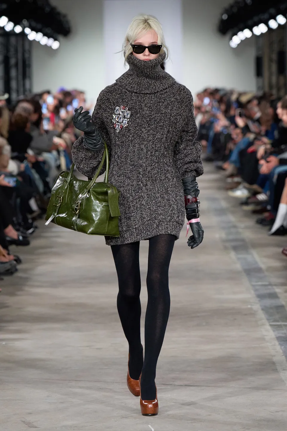 Walk-of-Shame Dressing Is the Chicest Evidence of a Night Well Spent 7