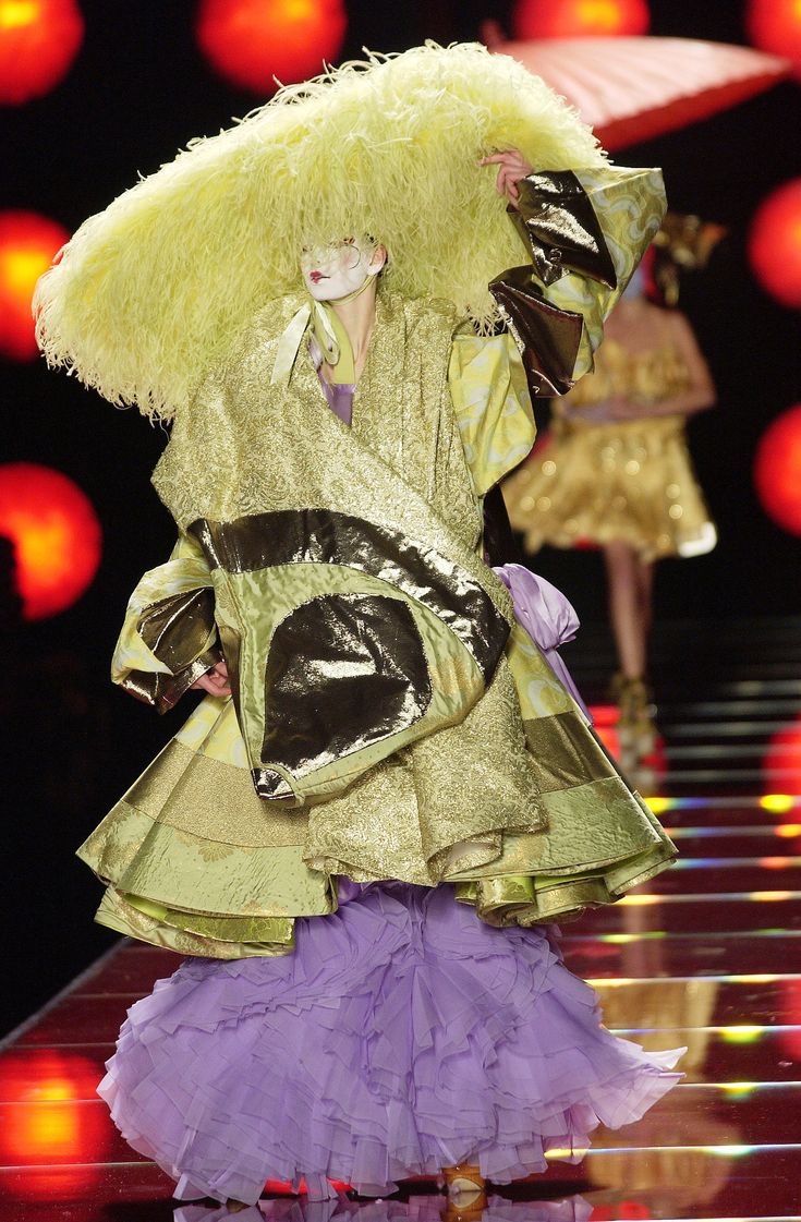 Christian Dior couture spring summer 2003 "Asia Major"