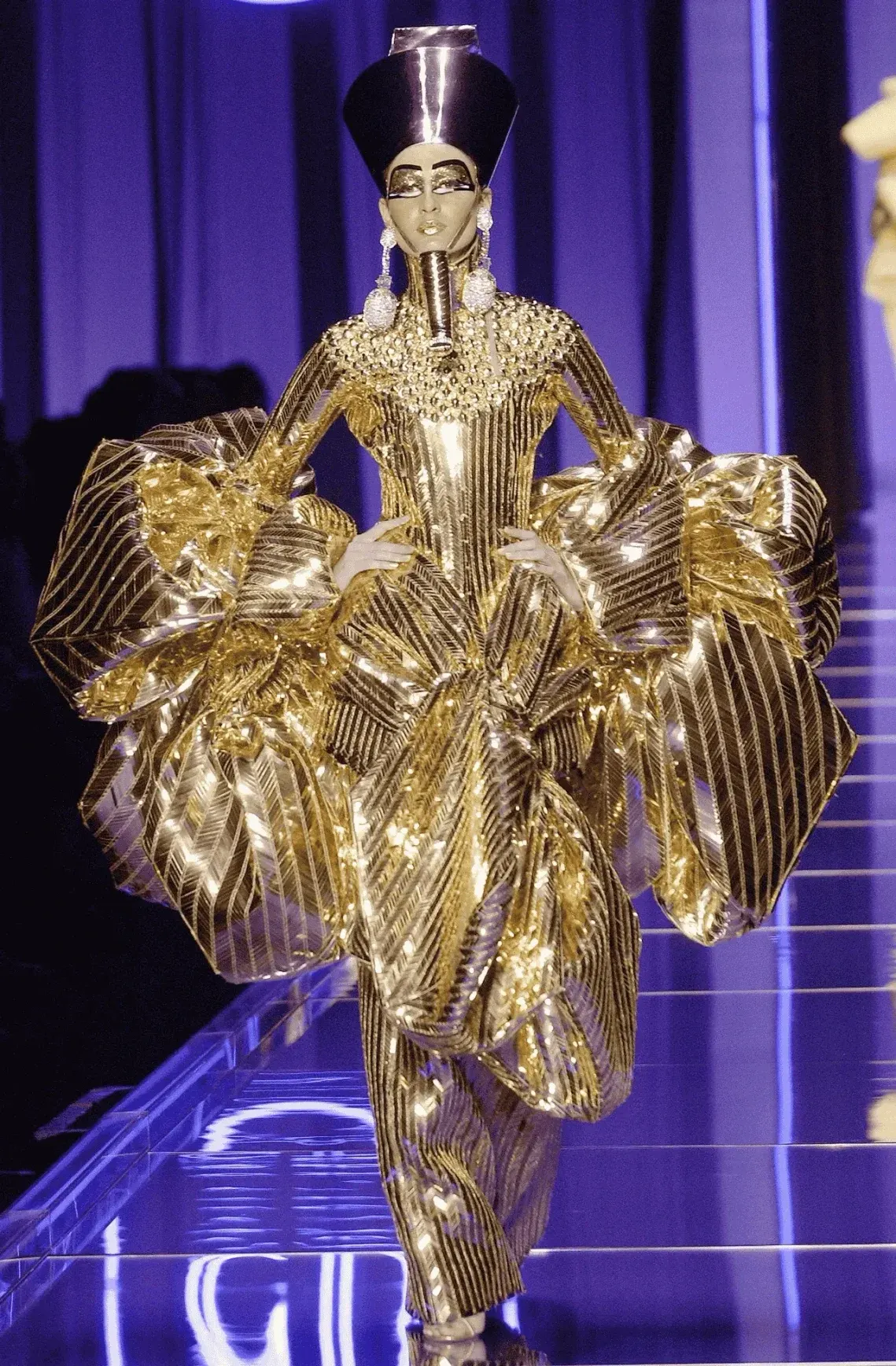 Christian Dior Spring/Summer 2004 Couture
