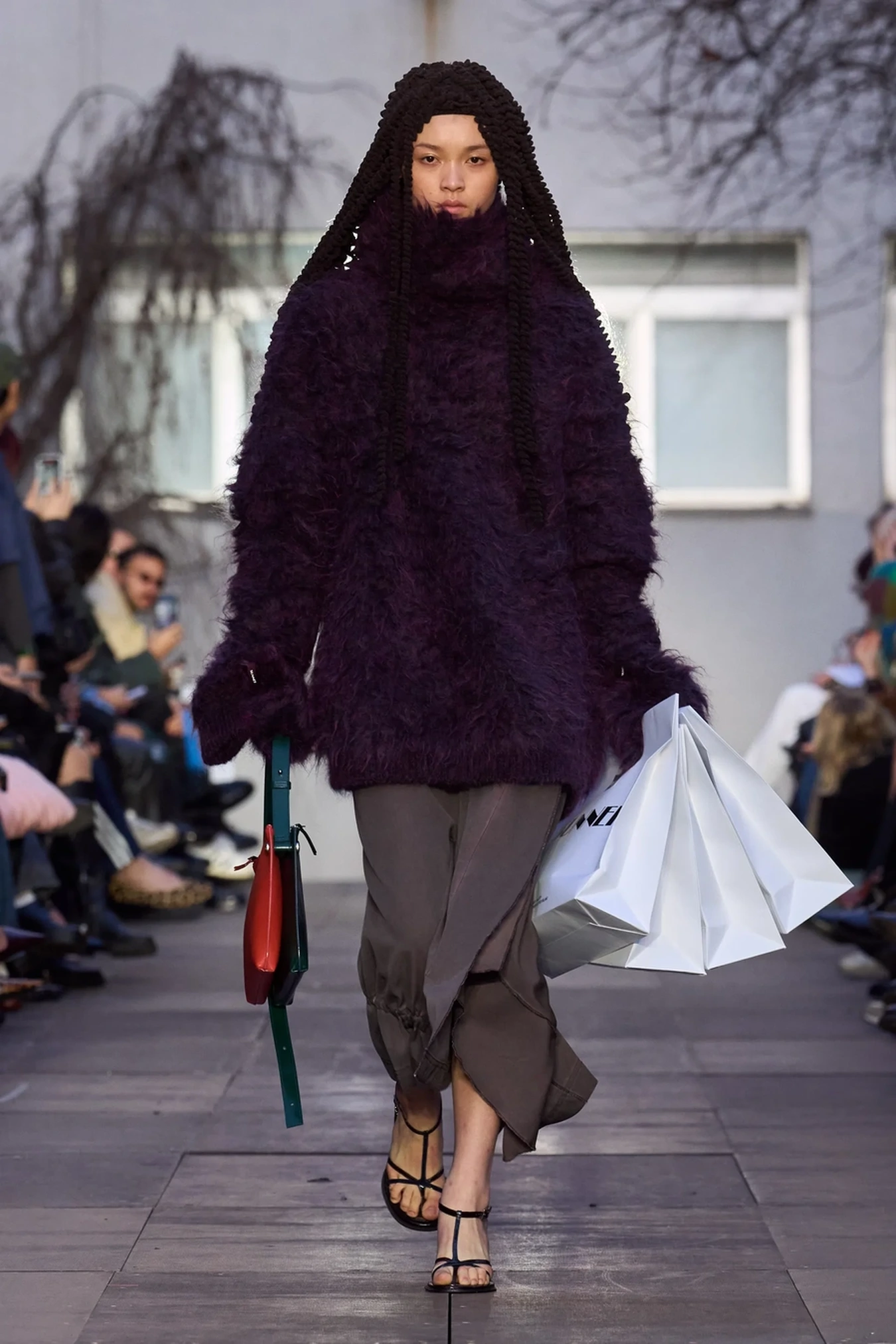 Moschino Sunnei 3