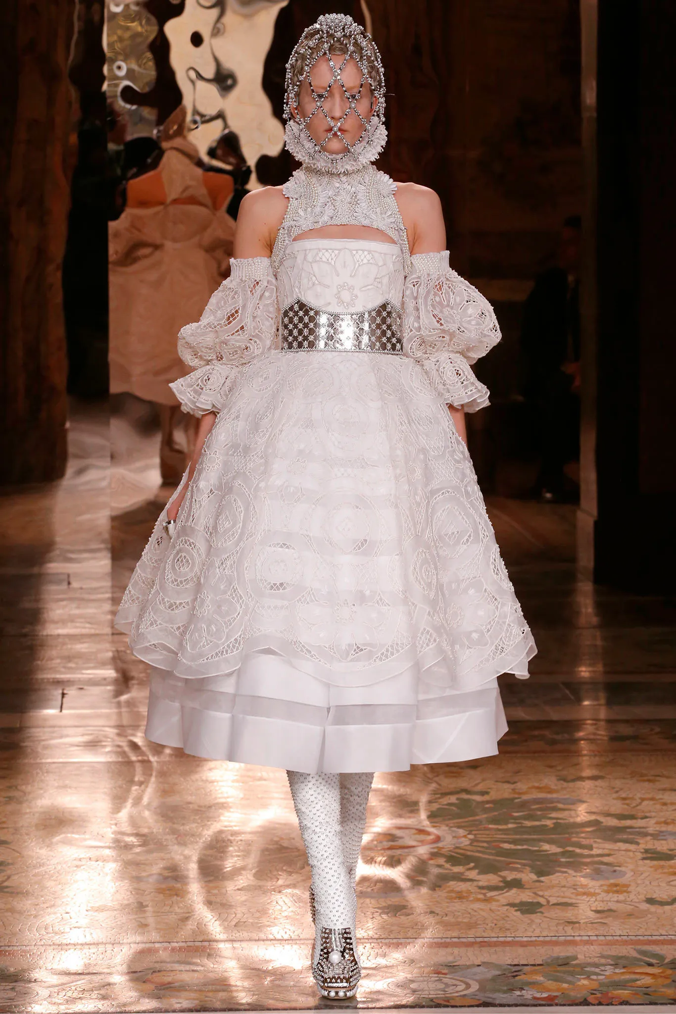 Elizabethan style 13