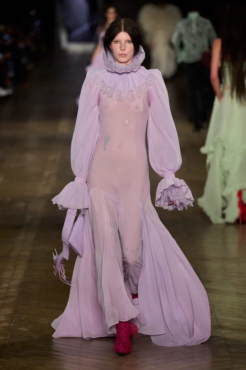 Elizabethan style 16